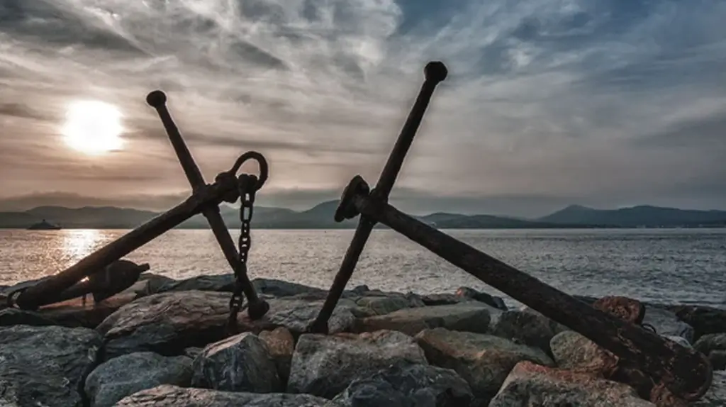 Anchored at the Jean Reveil pier